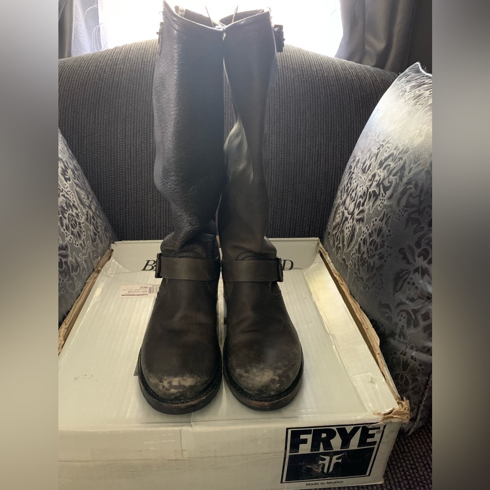 Frye Veronica Slouch Boots (Size 7, Olive-Green)